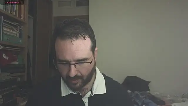 Snapshot of curiosillo83 chatting on 21, 3, 2025 curiosillo83 online show from 21, 3, 2025