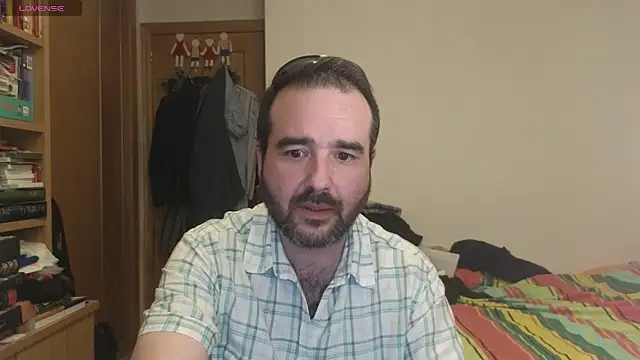 Snapshot of curiosillo83 chatting on 22, 9, 2025 curiosillo83 online show from 22, 9, 2025