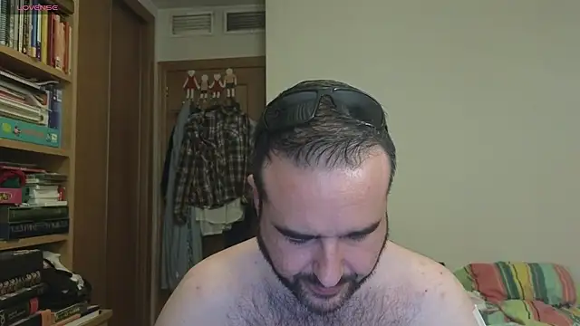 Snapshot of curiosillo83 chatting on 7, 10, 2025 curiosillo83 online show from 7, 10, 2025