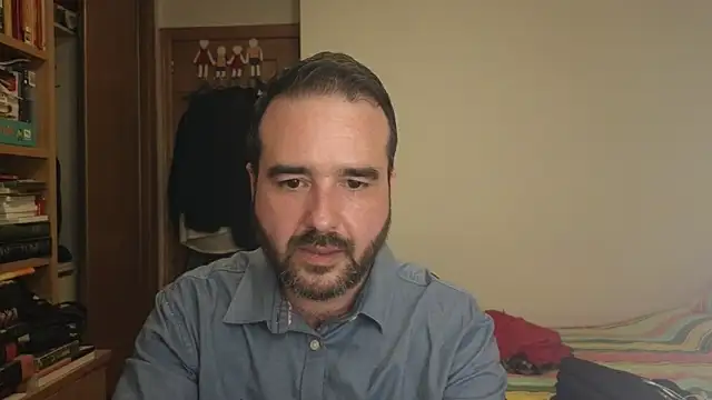 Snapshot of curiosillo83 chatting on 26, 10, 2025 curiosillo83 online show from 26, 10, 2025