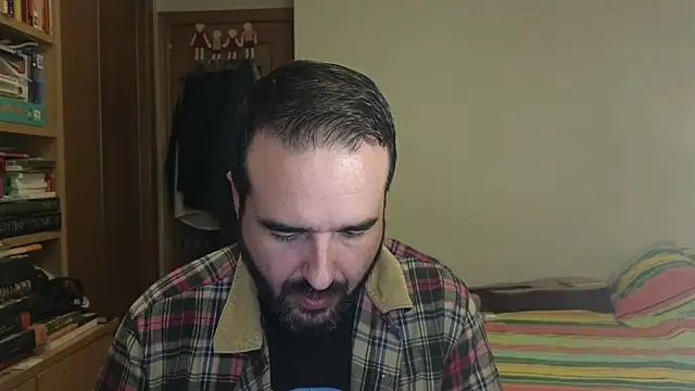 Snapshot of curiosillo83 chatting on 4, 11, 2025 curiosillo83 online show from 4, 11, 2025