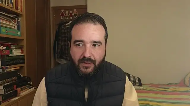 Snapshot of curiosillo83 chatting on 6, 11, 2025 curiosillo83 online show from 6, 11, 2025