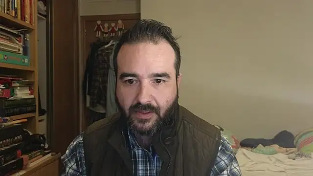 Snapshot of curiosillo83 chatting on 8, 11, 2025 curiosillo83 online show from 8, 11, 2025