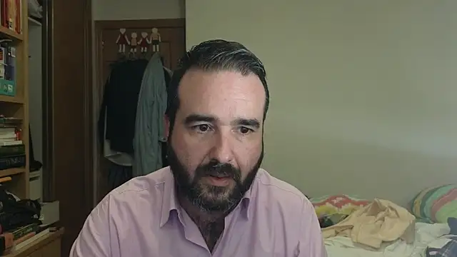 Snapshot of curiosillo83 chatting on 13, 11, 2025 curiosillo83 online show from 13, 11, 2025