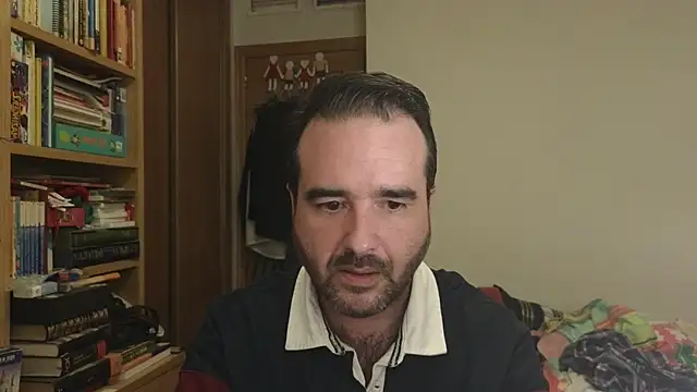 Snapshot of curiosillo83 chatting on 16, 11, 2025 curiosillo83 online show from 16, 11, 2025