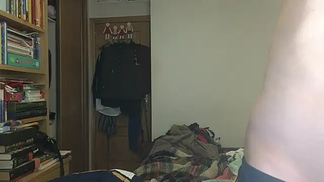 Snapshot of curiosillo83 chatting on 30, 11, 2025 curiosillo83 online show from 30, 11, 2025