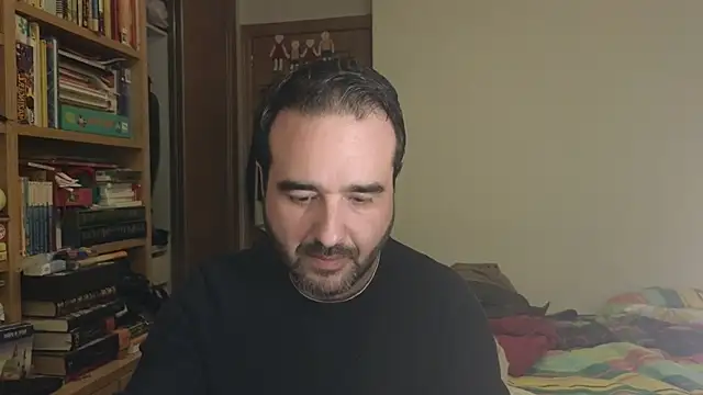 Snapshot of curiosillo83 chatting on 1, 12, 2025 curiosillo83 online show from 1, 12, 2025