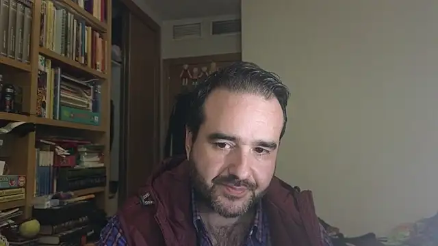 Snapshot of curiosillo83 chatting on 2, 12, 2025 curiosillo83 online show from 2, 12, 2025