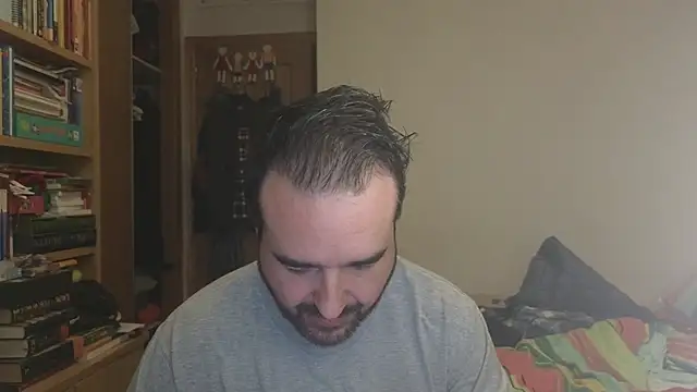 Snapshot of curiosillo83 chatting on 14, 12, 2025 curiosillo83 online show from 14, 12, 2025