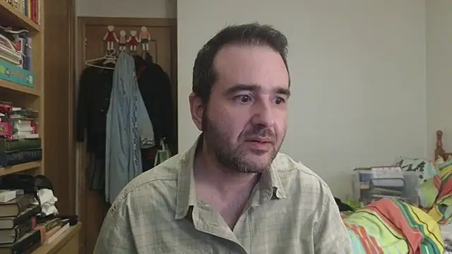 curiosillo83 online show from 19, 5, 2026