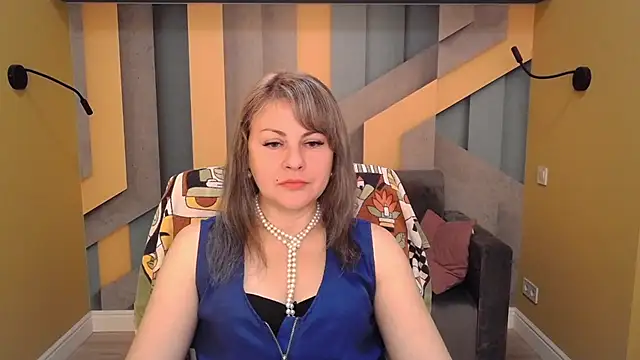 Candy Long online show from 6, 10, 2025