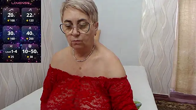 Snapshot of LadyMargaret chatting on 9, 9, 2025 LadyMargaret online show from 9, 9, 2025