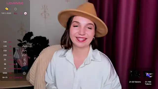 Snapshot of KindHazelHere_ chatting on 12, 2, 2025 KindHazelHere online show from 12, 2, 2025