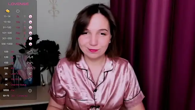 Snapshot of KindHazelHere_ chatting on 19, 2, 2025 KindHazelHere online show from 19, 2, 2025