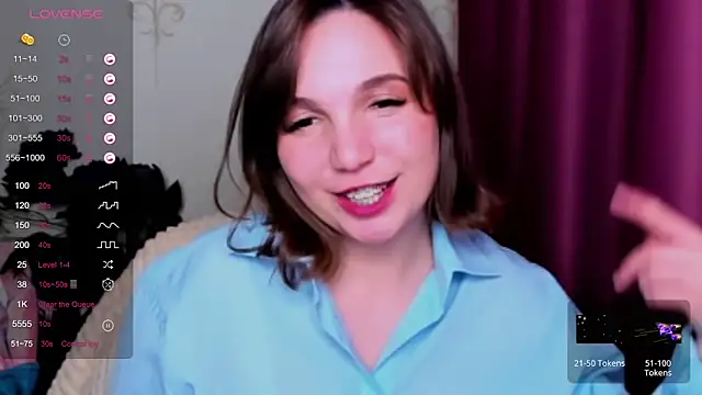 Snapshot of KindHazelHere_ chatting on 5, 3, 2025 KindHazelHere online show from 5, 3, 2025