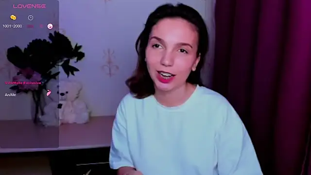KindHazelHere  online show from 22, 5, 2026