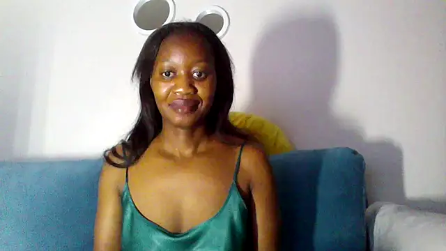 Snapshot of Hardnipples8 chatting on 17, 10, 2025 Hardnipples8 online show from 17, 10, 2025