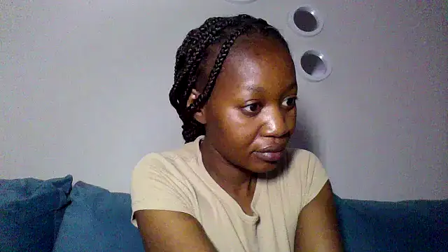 Snapshot of Hardnipples8 chatting on 28, 11, 2025 Hardnipples8 online show from 28, 11, 2025