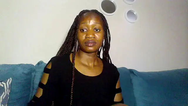 Snapshot of Hardnipples8 chatting on 4, 12, 2025 Hardnipples8 online show from 4, 12, 2025