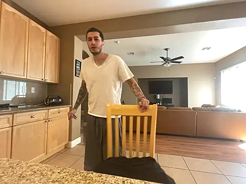 Snapshot of Bwcjoshbanks chatting on 13, 9, 2025 Bwcjoshbanks online show from 13, 9, 2025