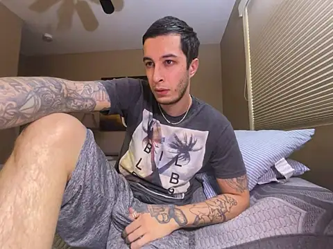 Snapshot of Bwcjoshbanks chatting on 13, 10, 2025 Bwcjoshbanks online show from 13, 10, 2025