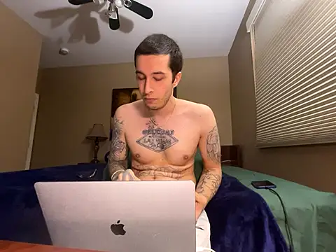 Snapshot of Bwcjoshbanks chatting on 22, 10, 2025 Bwcjoshbanks online show from 22, 10, 2025