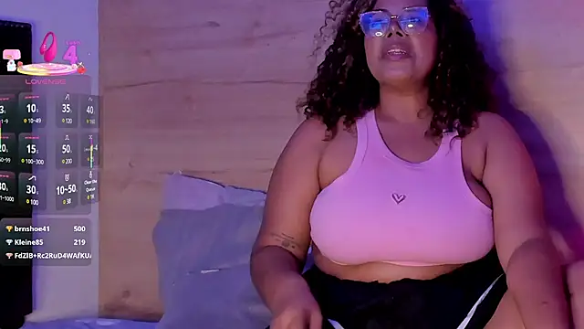  nickypurple  online show from 23, 2, 2025