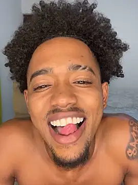 Snapshot of matatanlove chatting on 7, 11, 2025 matatanlove online show from 7, 11, 2025