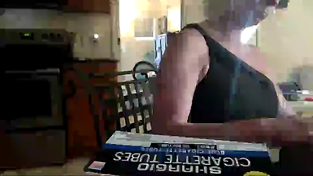 Snapshot of TiffaneyLove chatting on 15, 3, 2025 TiffaneyLove online show from 15, 3, 2025