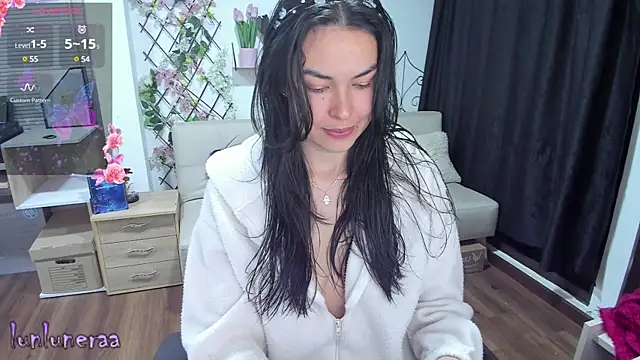 Lunlunera online show from 7, 2, 2025