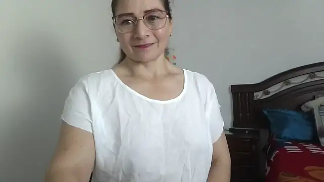 Snapshot of ruby-milf1 chatting on 12, 12, 2024 ruby-milf1 online show from 12, 12, 2024