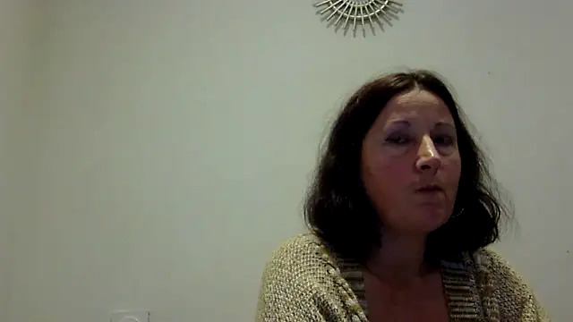 Snapshot of feline27 chatting on 1, 11, 2025 feline27 online show from 1, 11, 2025