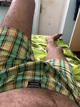 Snapshot of yourheroforfun chatting on 29, 4, 2026 yourheroforfun online show from 29, 4, 2026