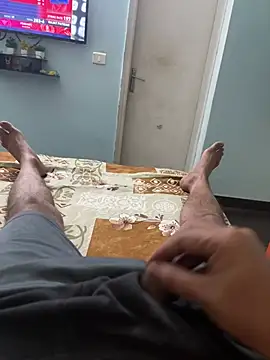 Snapshot of yourheroforfun chatting on 7, 5, 2026 yourheroforfun online show from 7, 5, 2026