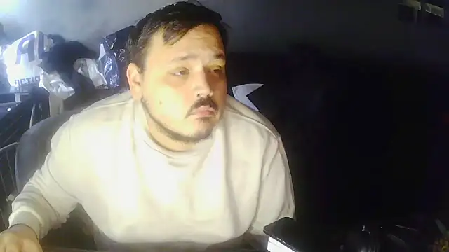 Snapshot of Bebemickey75 chatting on 18, 10, 2025 Bebemickey75 online show from 18, 10, 2025