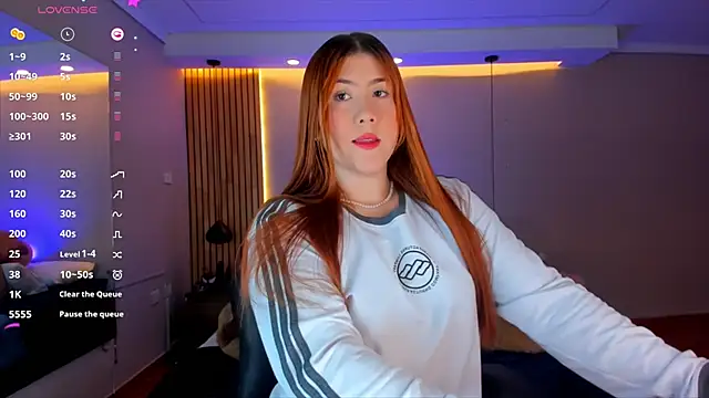 AbbieEdmond online show from 4, 12, 2024