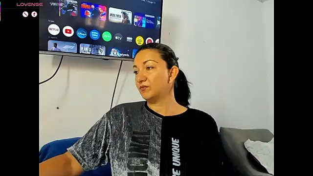 Angelblue  online show from 1, 6, 2026