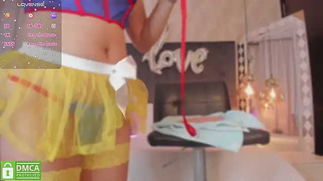 kataliina   online show from 8, 3, 2025