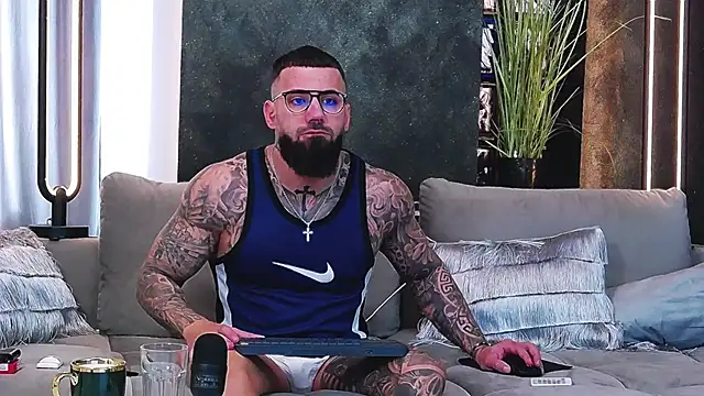 masterkingofmusclee online show from 18, 3, 2025