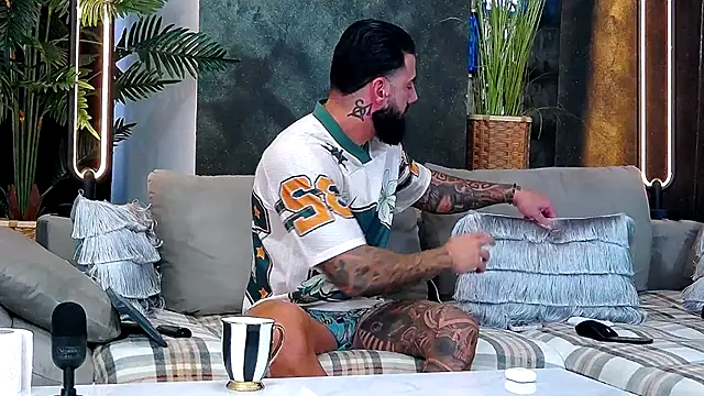 masterkingofmusclee online show from 12, 11, 2025