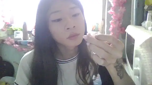 CarlyJoy online show from 2, 10, 2025