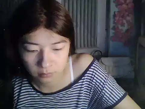 CarlyJoy online show from 4, 6, 2026