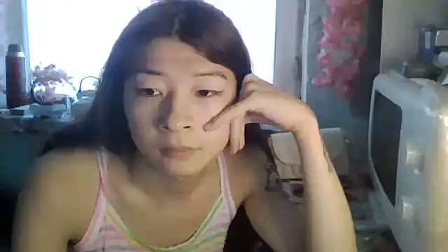 CarlyJoy online show from 6, 7, 2026