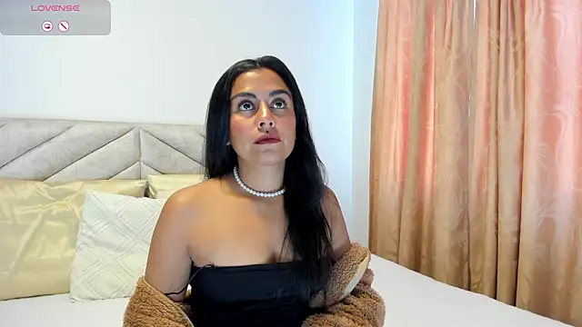 Snapshot of im_amber chatting on 14, 1, 2025 im amber online show from 14, 1, 2025