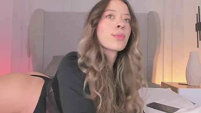 Snapshot of chloe_d chatting on 15, 11, 2025 chloe d online show from 15, 11, 2025