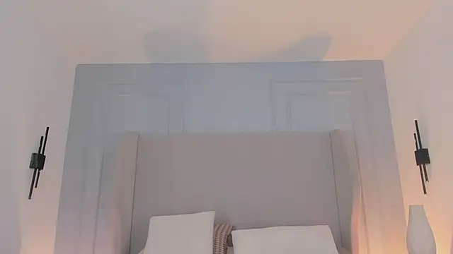 chloe d online show from 31, 3, 2026