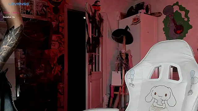 Sunny Mouse  online show from 27, 10, 2025