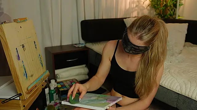 Snapshot of mbcaanna chatting on 1, 2, 2025 mbcaanna online show from 1, 2, 2025