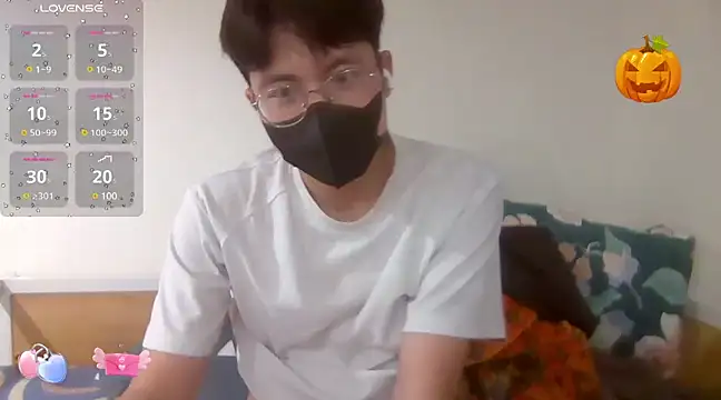 Snapshot of Gwencloudy chatting on 15, 3, 2025 Gwencloudy online show from 15, 3, 2025