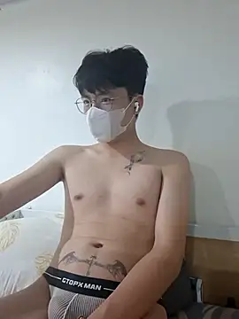 Gwencloudy online show from 2, 4, 2026